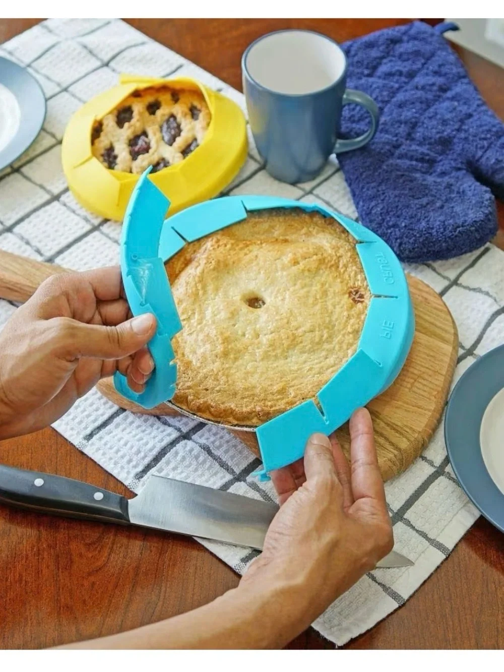 Silicone Pie Crust Shield Ring Set - Red, Yellow, Blue
